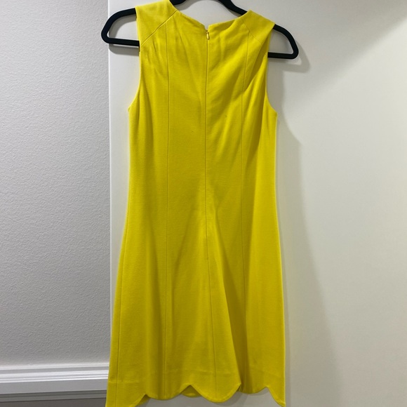 Cece yellow dress with scallops - Picture 2 of 2